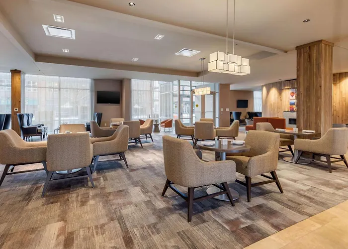 Cambria Hotel Omaha Downtown