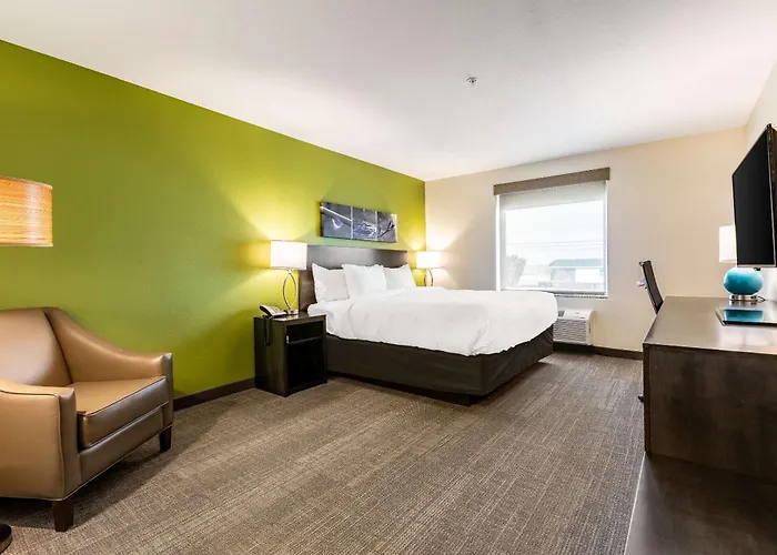 Sleep Inn & Suites Mt Hope Near Auction & Event Center