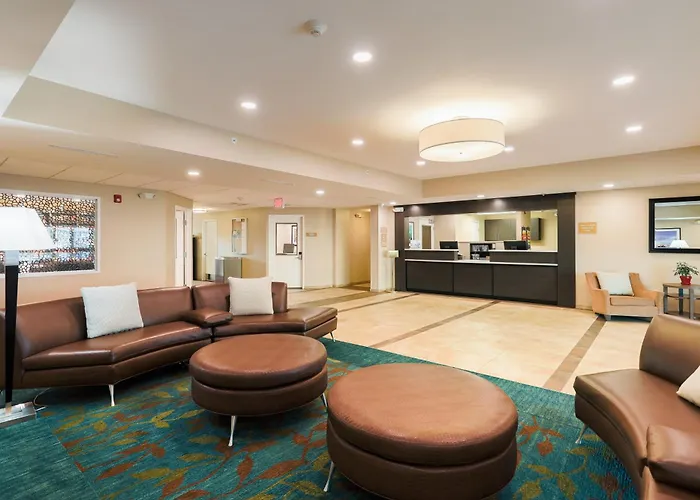 Candlewood Suites Lenexa - Overland Park Area By Ihg