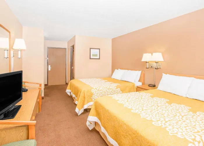 Days Inn By Wyndham Worthington
