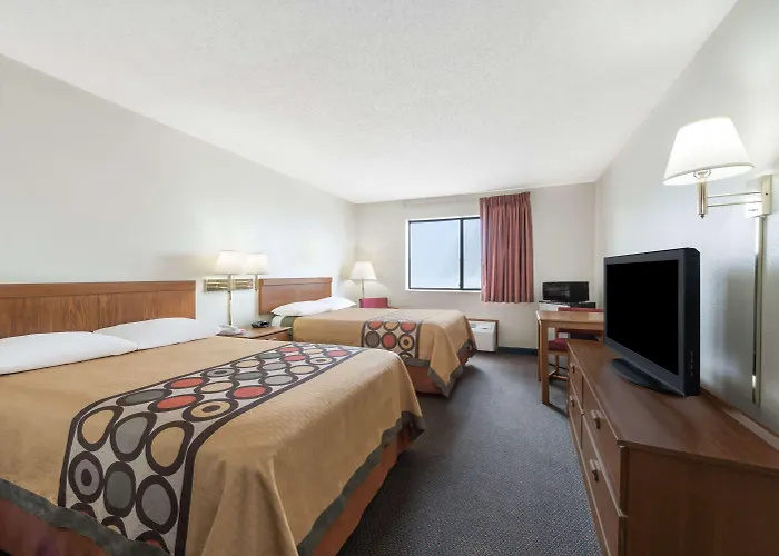 Super 8 By Wyndham Smithville Lake