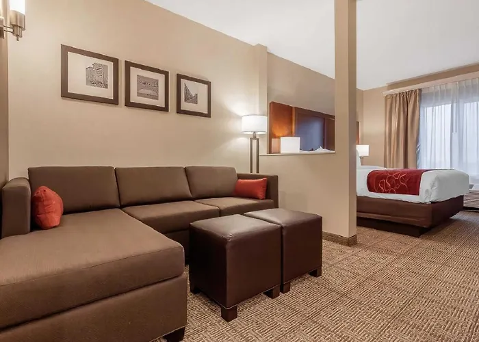Comfort Suites