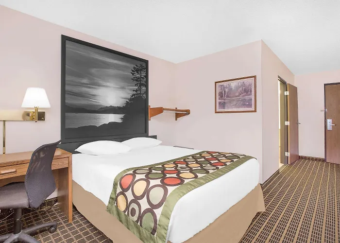 Super 8 By Wyndham Sitka
