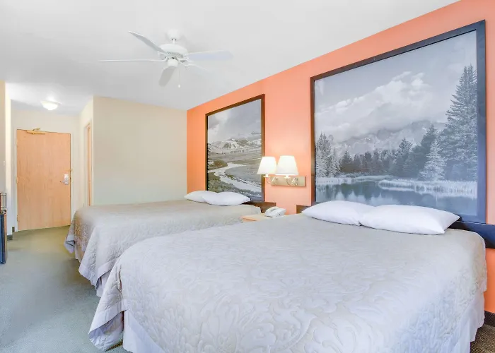 Super 8 By Wyndham Cooke City Yellowstone Park