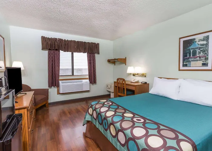 Super 8 By Wyndham Gallipolis Pt Pleasant Area