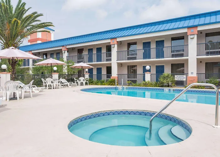Days Inn Chiefland