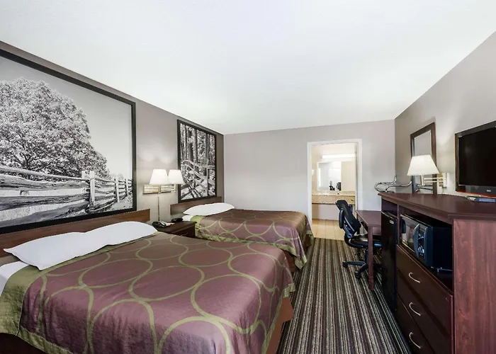 Super 8 By Wyndham Chattanooga Ooltewah
