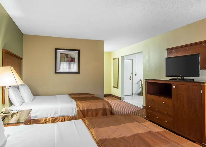 Mainstay Suites Williamsburg Historic Area