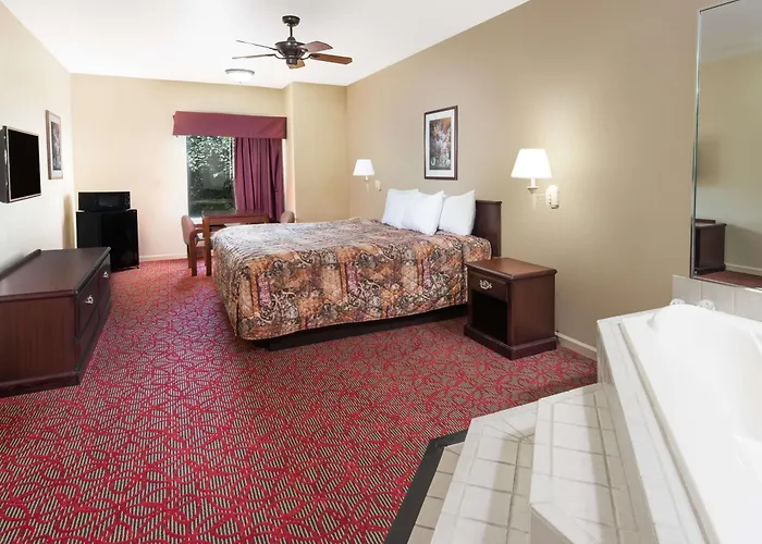 Days Inn By Wyndham St Peters/St Charles