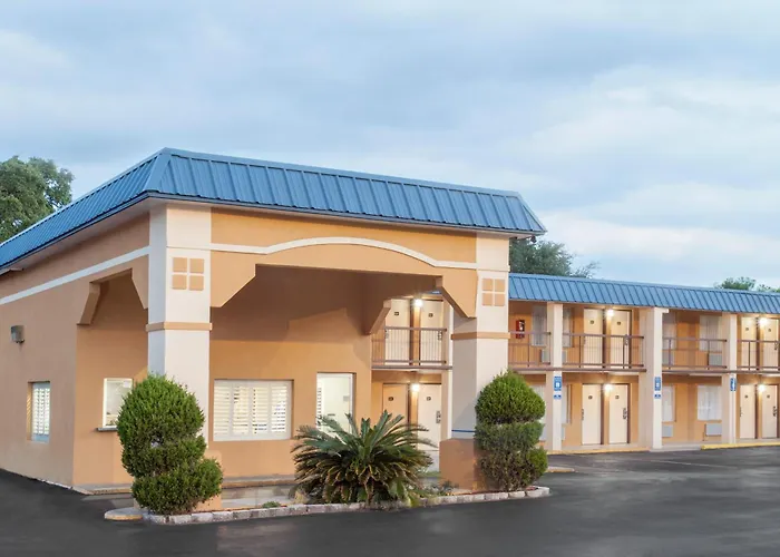 Super 8 By Wyndham Port Royal/Beaufort