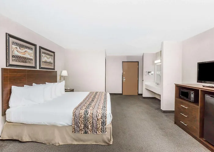 Baymont By Wyndham Lemars