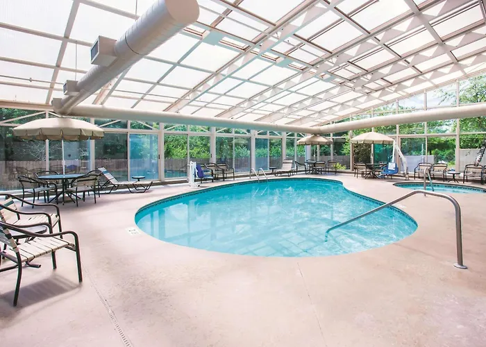 La Quinta By Wyndham Cincinnati Ne - Mason