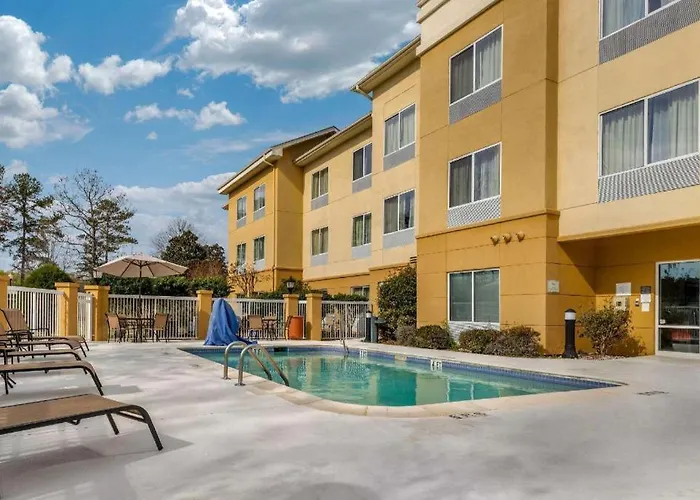 Comfort Inn & Suites