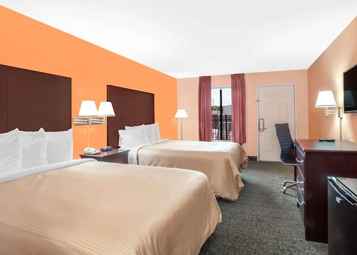 Days Inn By Wyndham Moulton