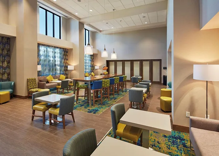 Hampton Inn & Suites Sacramento At Csus