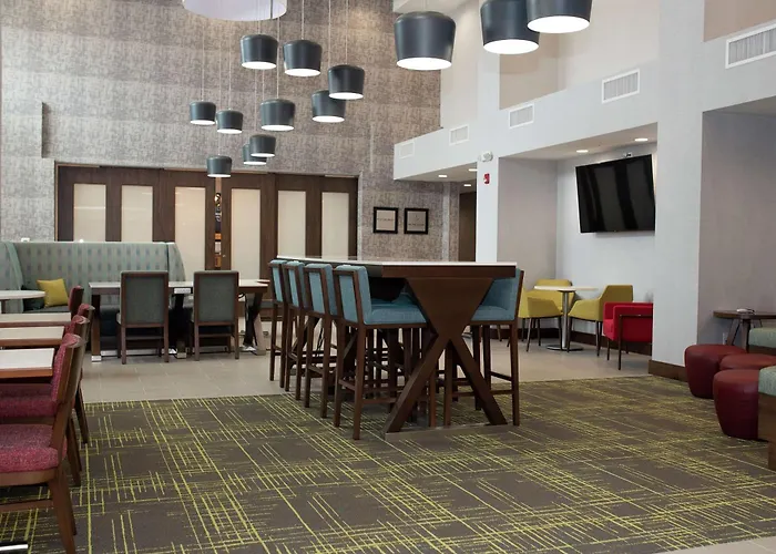 Hampton Inn And Suites Dundee