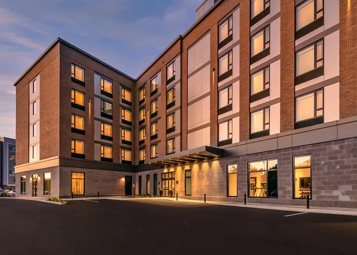Holiday Inn Express - Boston Logan Airport - Revere By Ihg