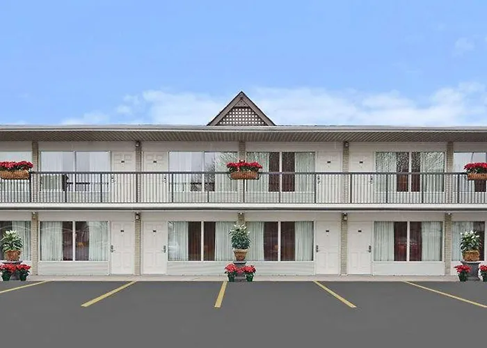 Days Inn By Wyndham Birch Run