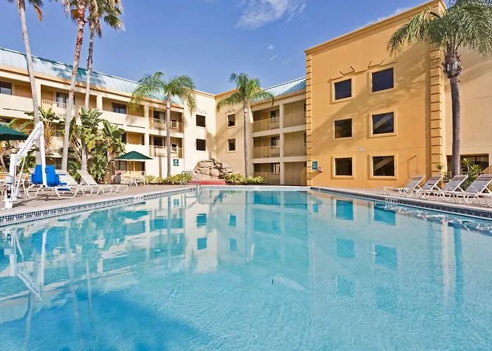 Sea Mystique Resort