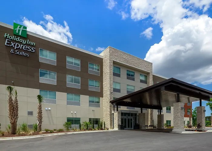 Holiday Inn Express & Suites Latta By Ihg