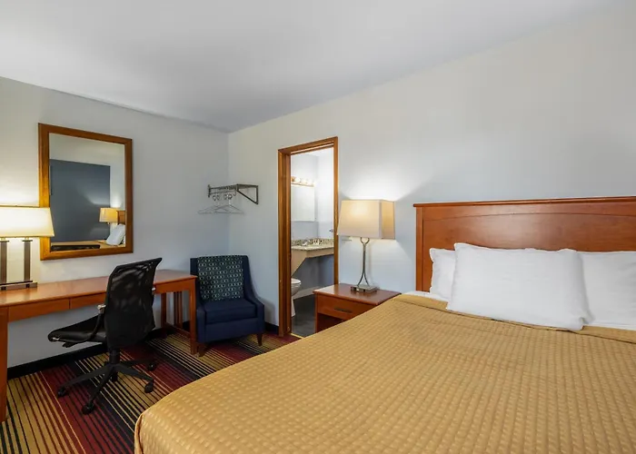 Travelodge By Wyndham Spirit Lake/Okoboji