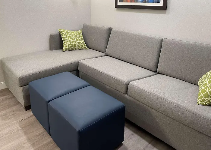 Comfort Suites Cincinnati University - Downtown