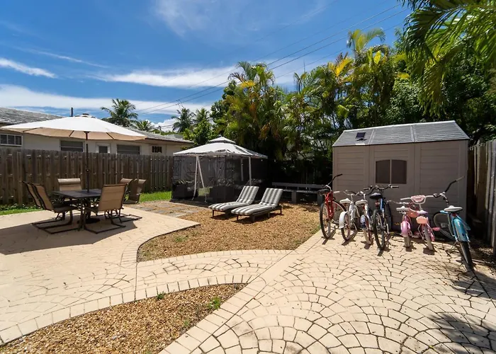 Bike To Beach-Spacious With Patio Bbq & Game Room