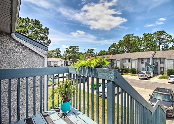 Hinesville Condo: Grill, 4 Mi To Fort Stewart