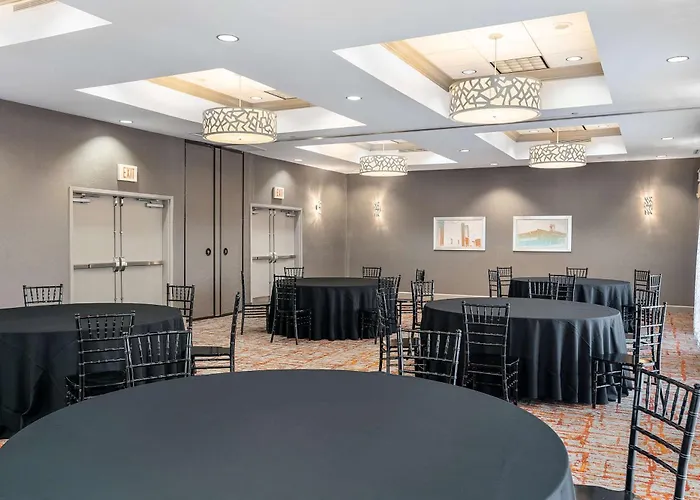 Hampton Inn - Springfield