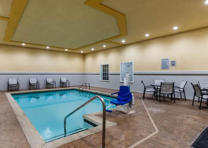 Comfort Inn & Suites