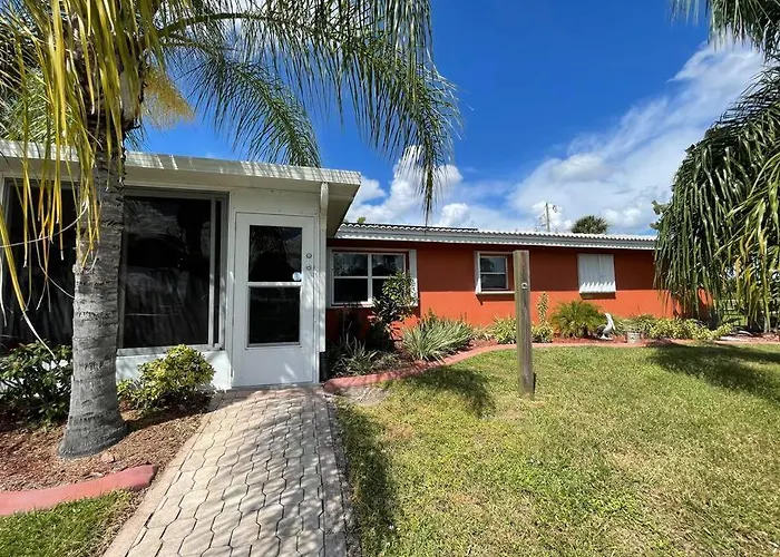 Heated Pool Paradise, Gulf Access, Pet Friendly