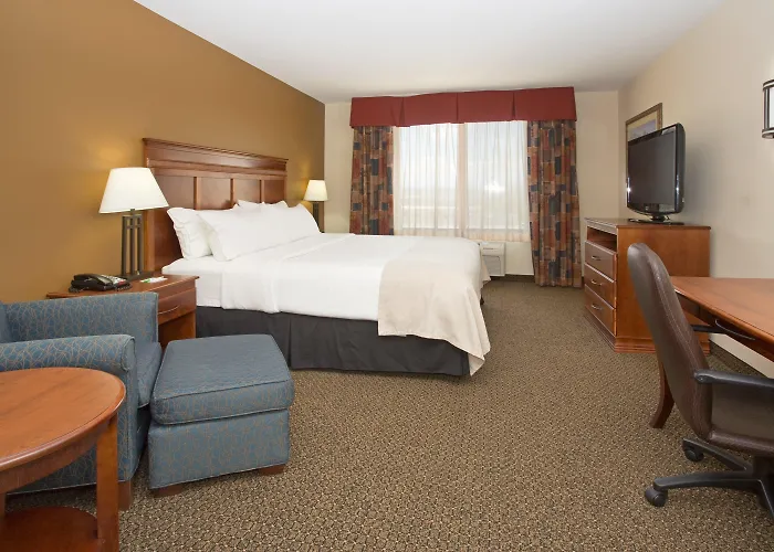 Holiday Inn Express & Suites Trinidad By Ihg