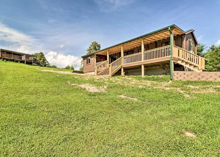 Little River Access! Outdoorsy Getaway In Sparta