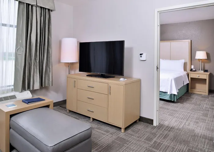 Homewood Suites Des Moines Airport
