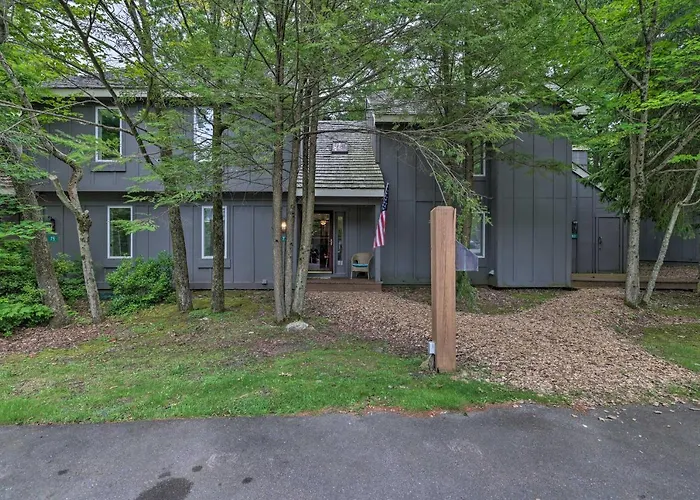 Stay On Jack Frost Mountain! Wooded Getaway