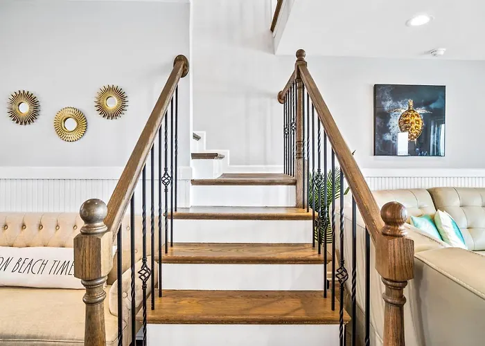Ocean Daze - Sleeps 22, Direct Oceanfront, Renovated May 2022