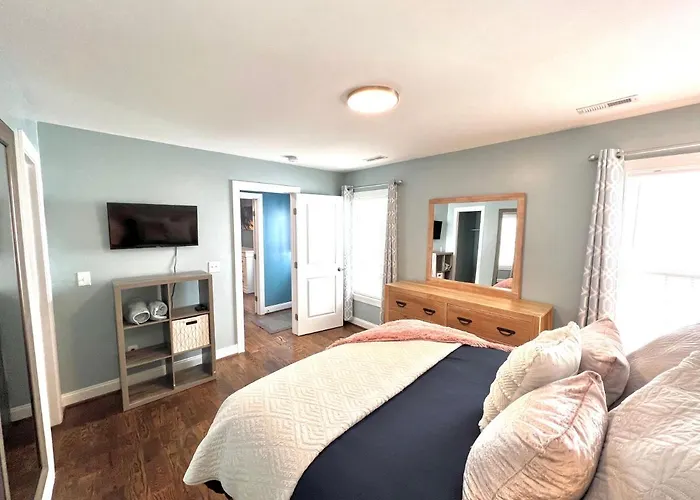 The Absolute Best Home Away From Home Pet Friendly!!!