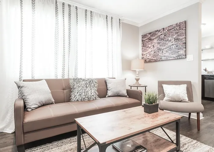 Stylish Onebedroom In Popular Virginia Highland 3Miles To Mercedes Benz Stadium