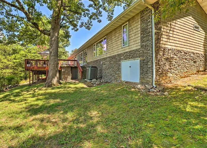 Norfolk Lake Adventure Base! 3 Mi To Water, Deck