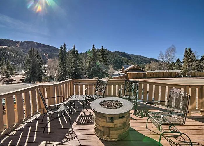 Main St Red River Ski Condo W/ Mountain View!