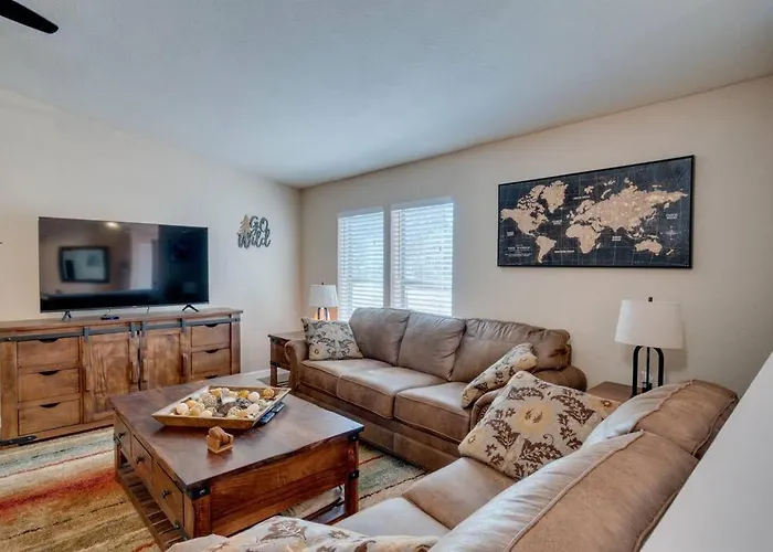 Amazing 3 Bed, 2 Bath Cabin Between Flagstaff & Sedona