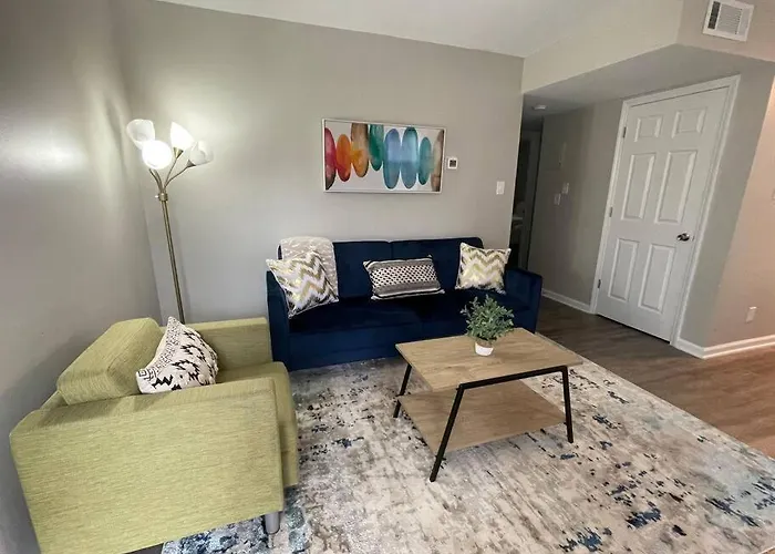 * Prime Place * Pet Friendly * King Bed *