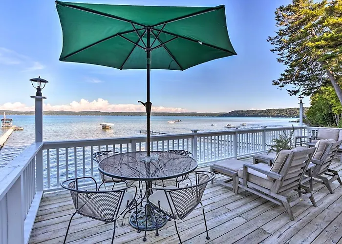 Updated Glen Arbor Cottage On Lake: Dock & Mooring