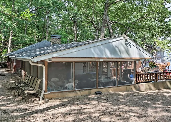 Walk To Waterfront! Family Haven In Osage Beach