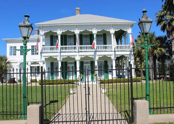 The George Manor