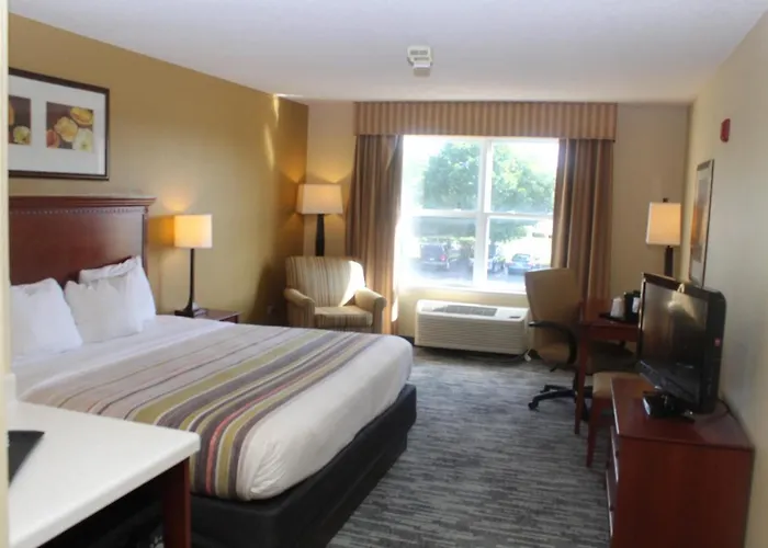 Country Inn & Suites By Radisson, Crystal Lake, Il