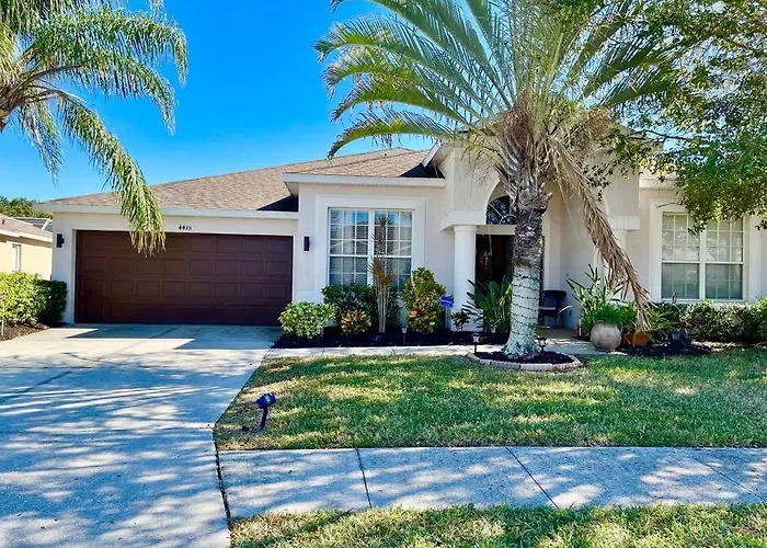 Spacious 5Br Private Home, Heated Pool & Salt Water Spa, Minutes From Beaches