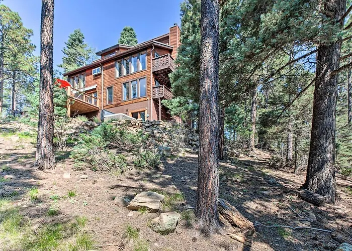 Hot Tub, Game Room: Spacious Angel Fire Retreat!