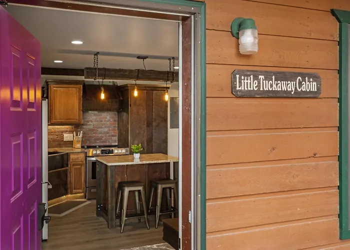 Cozy 1-Bedroom Condo In West Yellowstone, 1 Minute To Park! Little Tuckaway