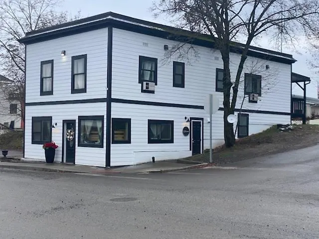 The St Maries Inn